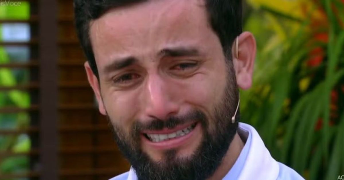 Matteus vai às lágrimas com impactante mensagem de diretor da Globo